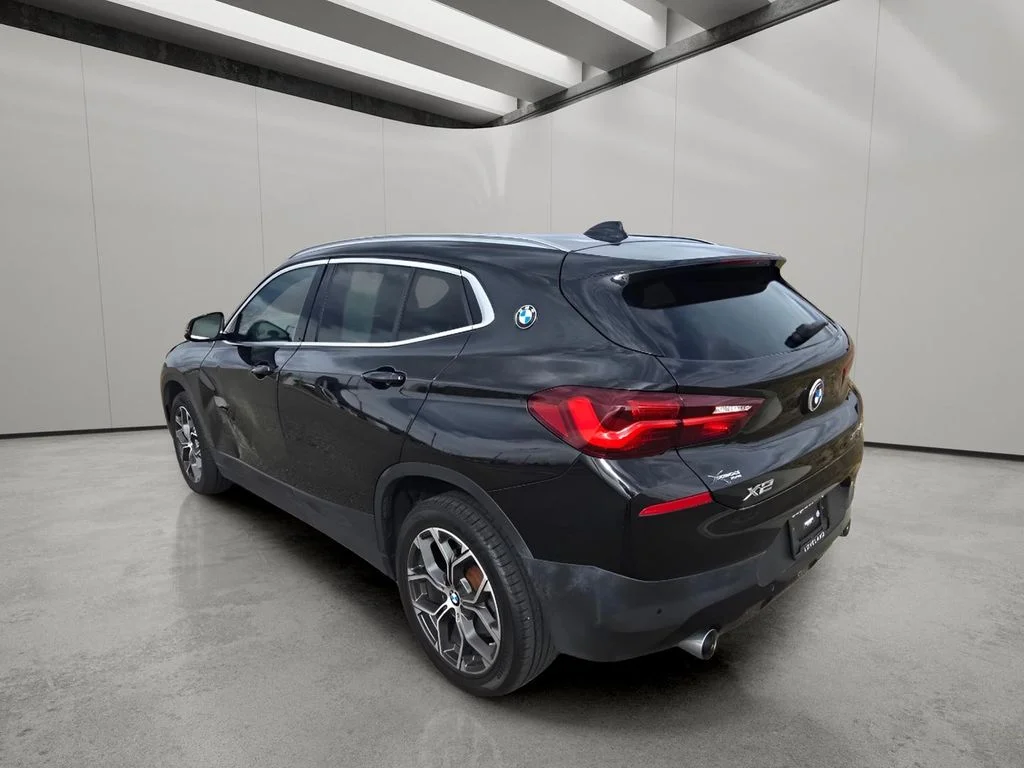 Used 2023 Jet Black BMW xDrive28i image 3