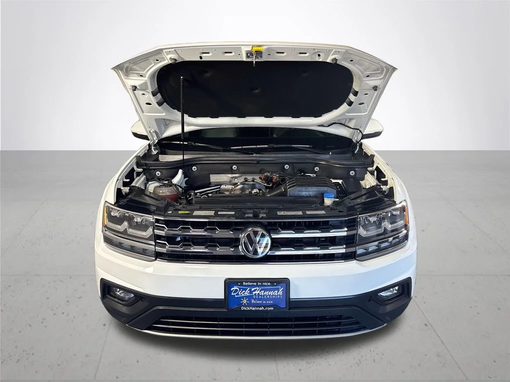 Used 2019 White Volkswagen 3.6L V6 SE image 22