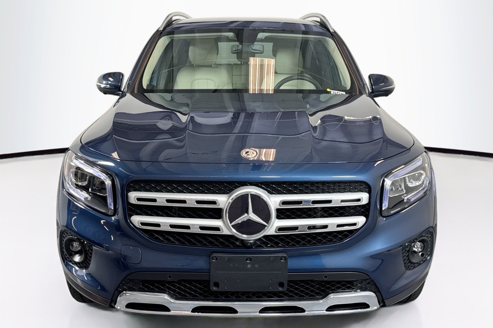 Certified Used 2022 Denim Blue Metallic Mercedes-Benz GLB 250 4MATIC® SUV image 2