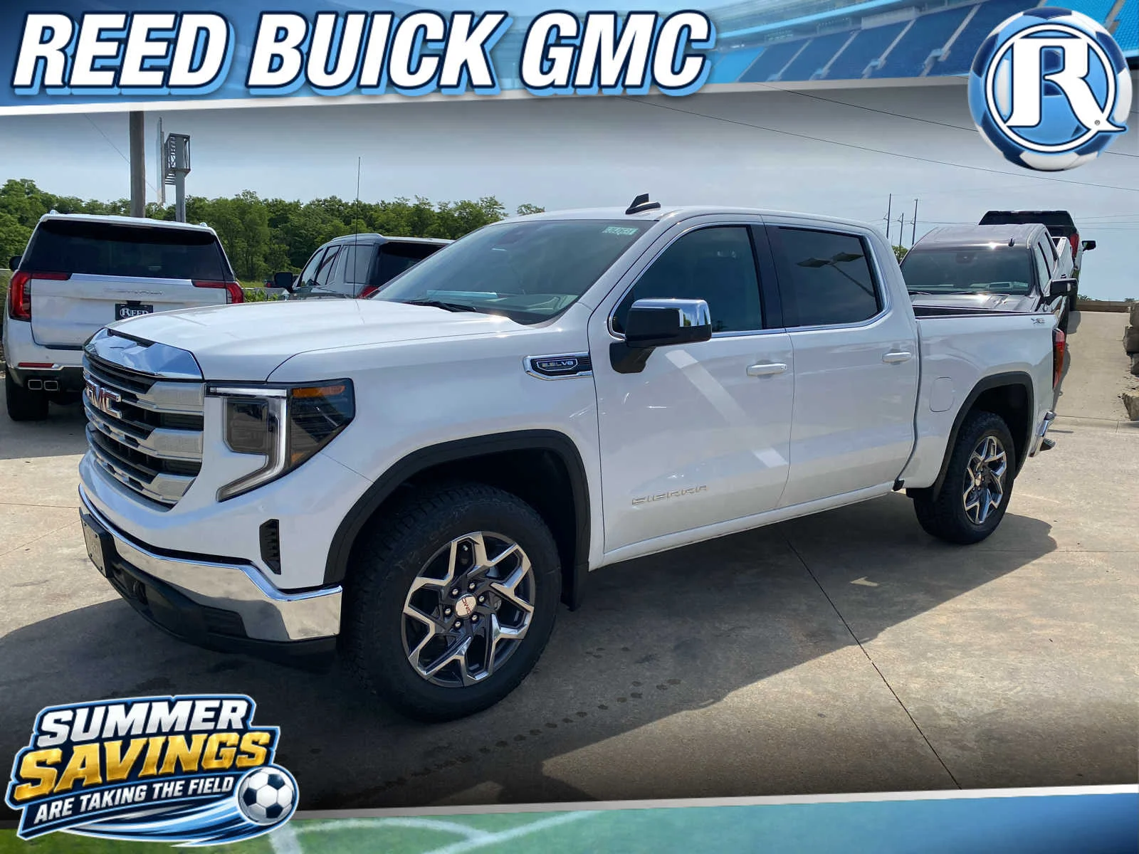 New 2026 Summit White GMC SLE image 1