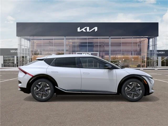 New 2026 White Kia Light Long Range image 7