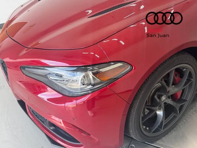 Used 2020 Red Alfa Romeo Quadrifoglio image 4