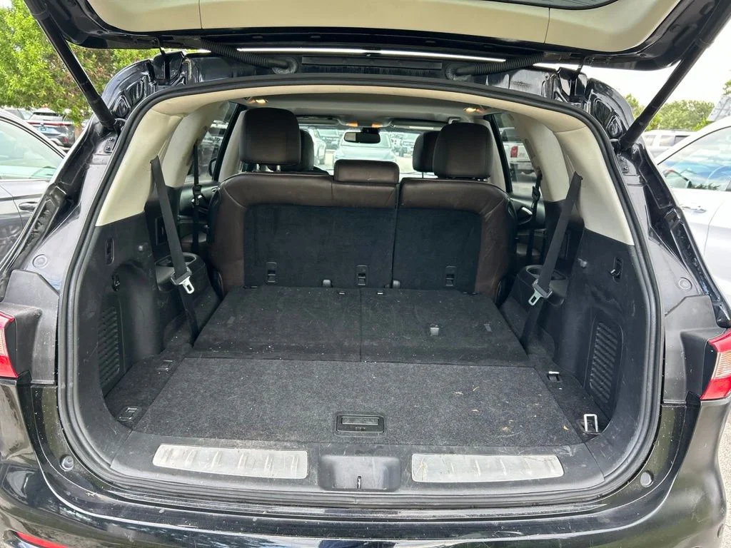 Used 2015 Black Obsidian INFINITI Base image 46