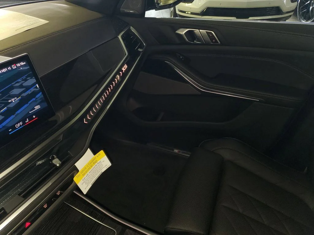 Used 2026 Black BMW sDrive40i image 20