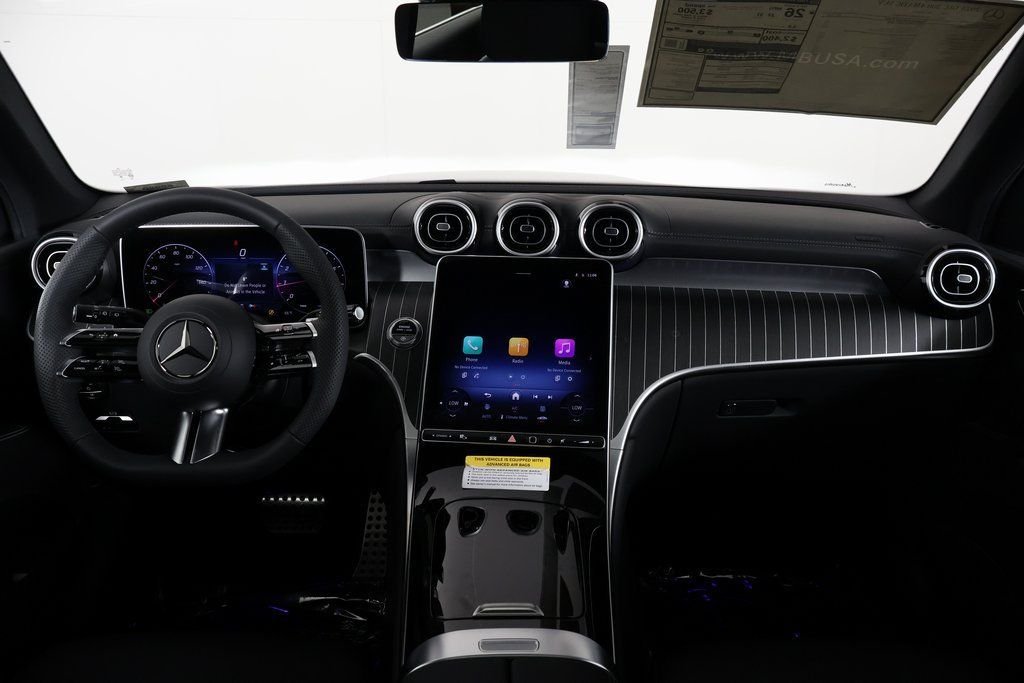 New 2026 Black Mercedes-Benz GLC 300 image 4