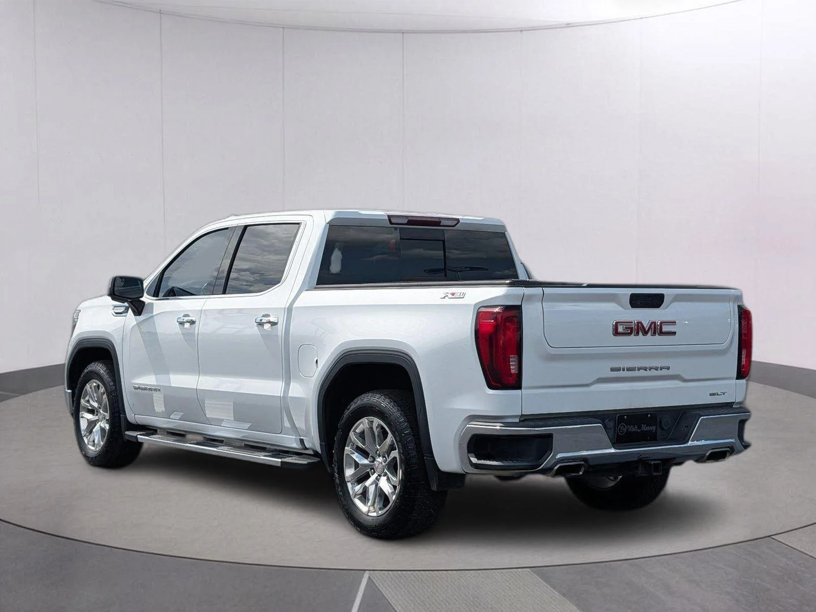 Used 2019 SUMMIT WHITE GMC SLT image 3