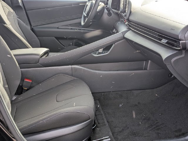 Used 2026 Black Hyundai SEL Sport image 25