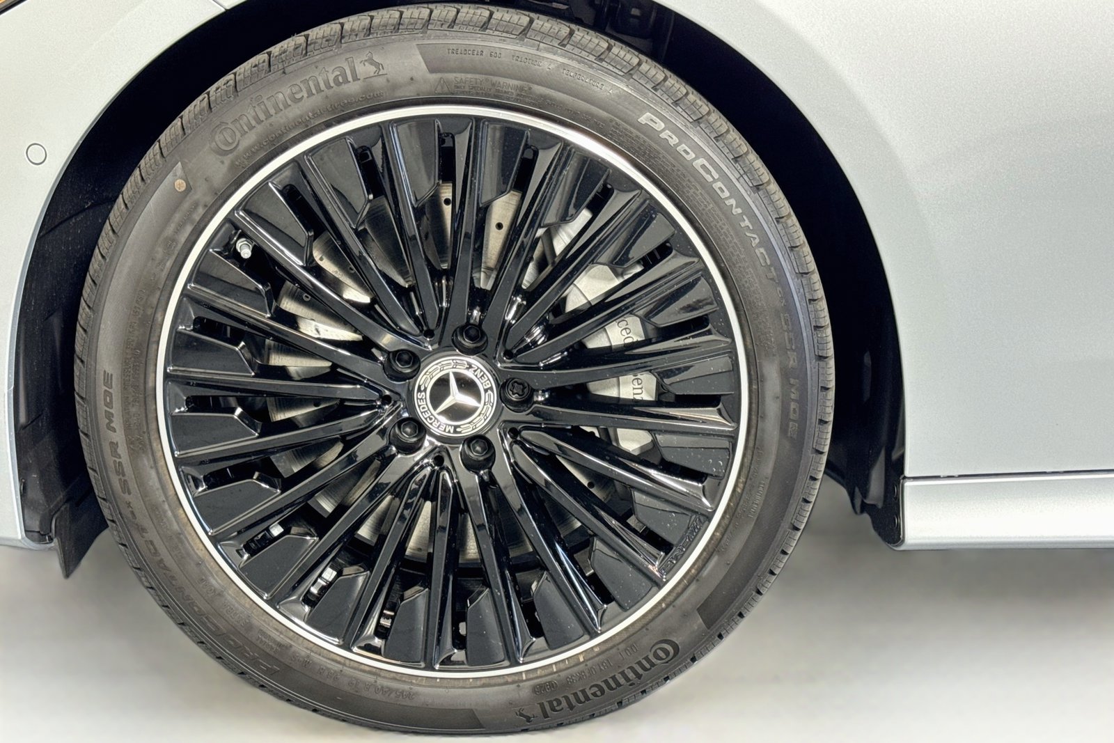 New 2027 Cirrus Silver Metallic Mercedes-Benz CLE 450 image 27