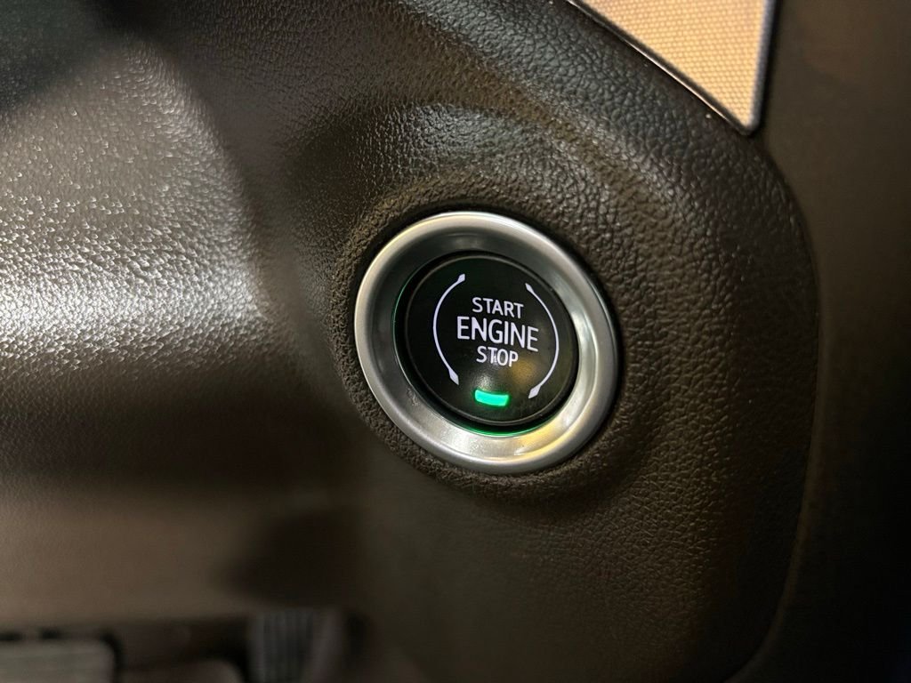 Used 2021 Blue GMC SLT image 23