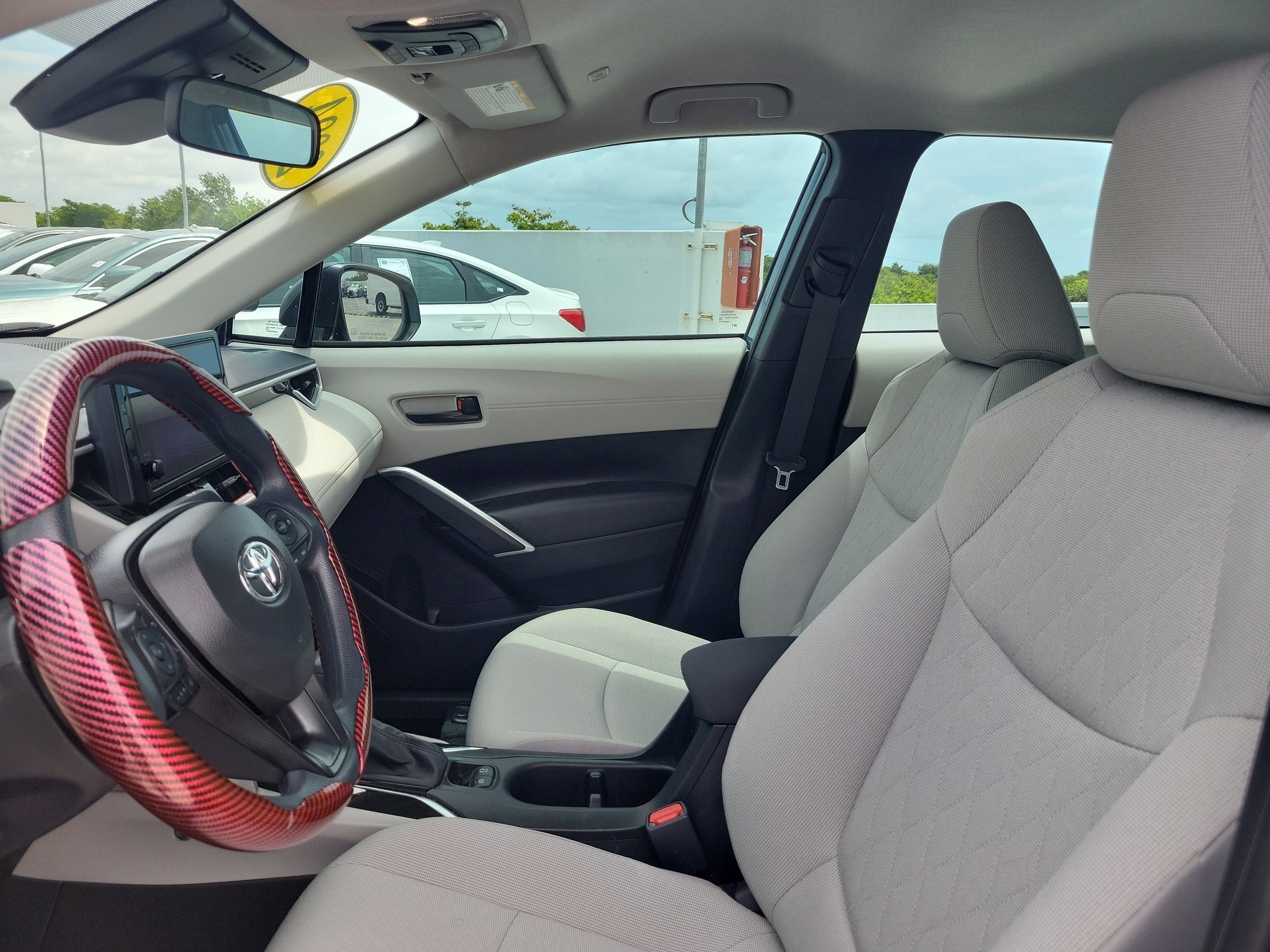 Used 2024 Celestite Toyota L image 22