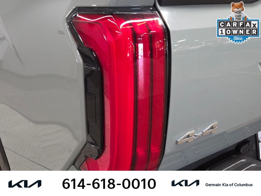 Used 2024  Toyota SR5 image 15