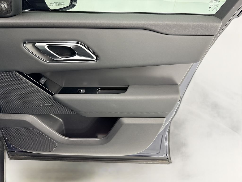 2026 Land Rover Range Rover Velar S - Photo 24
