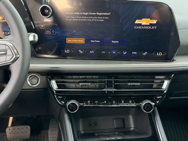 2027 Chevrolet Traverse LT - Photo 8