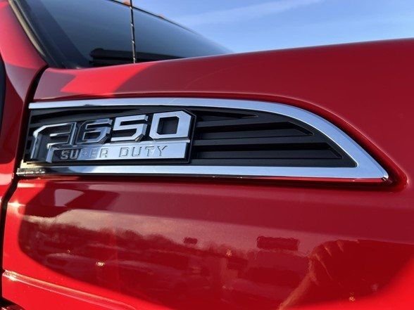 2021 Ford F-650 - Photo 22