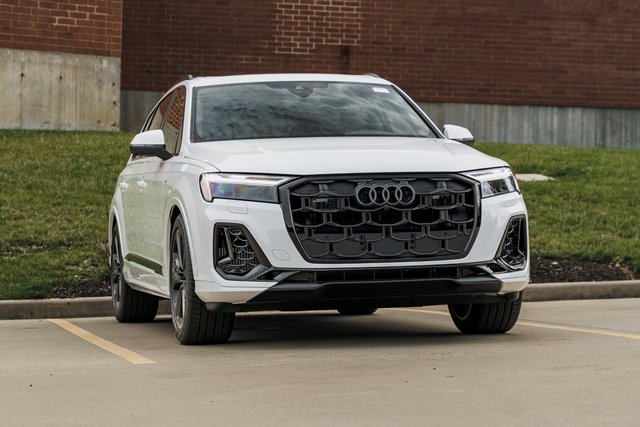 2026 Audi Q7 S line Premium Plus