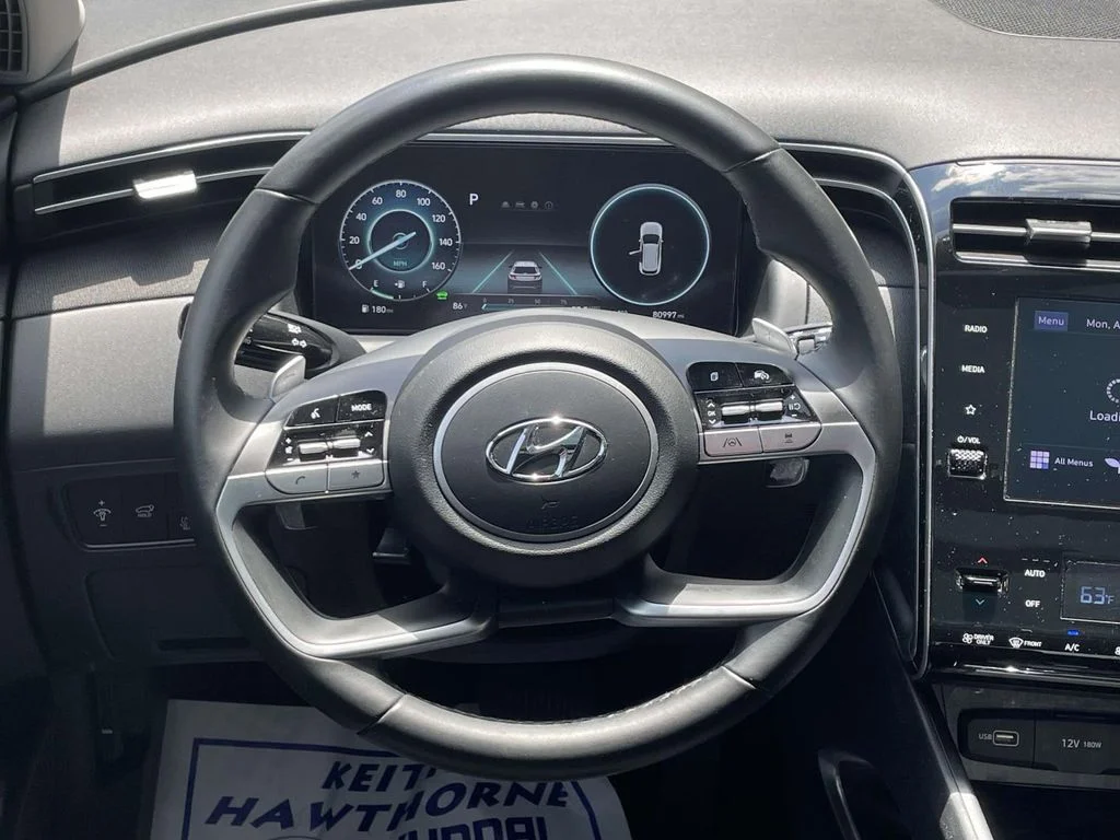 Used 2022 Silver Hyundai SEL Convenience image 14