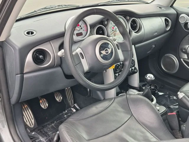Used 2004  MINI  image 20