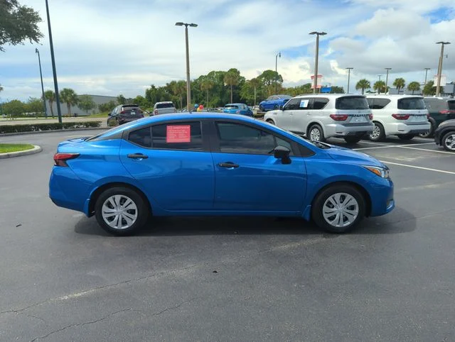 Used 2024 Blue Nissan 1.6 S image 3