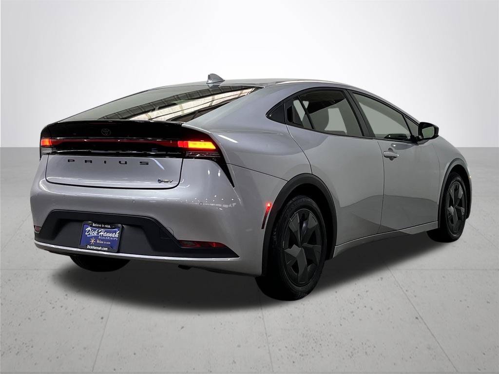 Used 2025 Cutting Edge Toyota LE image 10