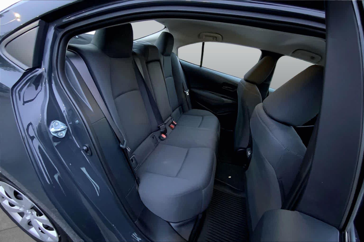 Used 2025 Underground Toyota LE image 19