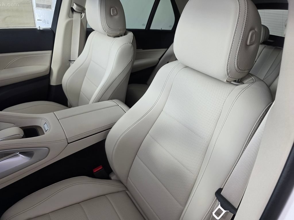 New 2026 Polar White Mercedes-Benz GLE 450 image 24
