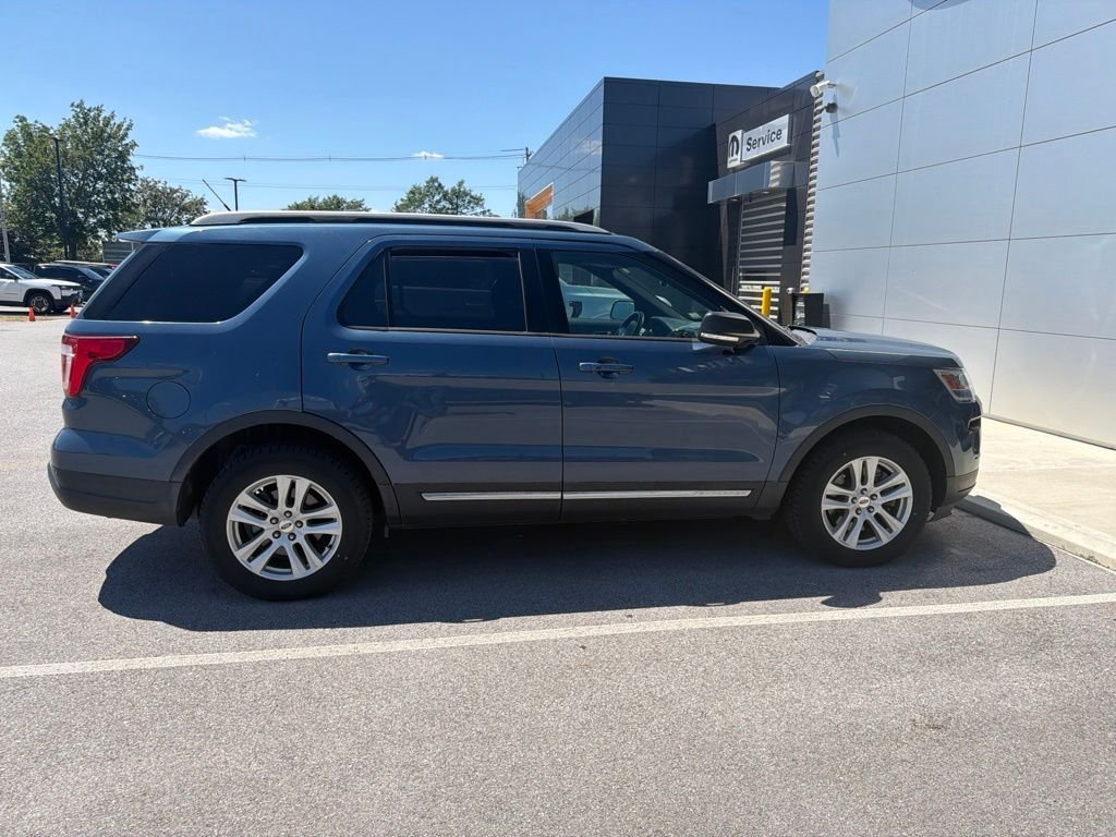 Used 2019 Blue Metallic Ford XLT image 6