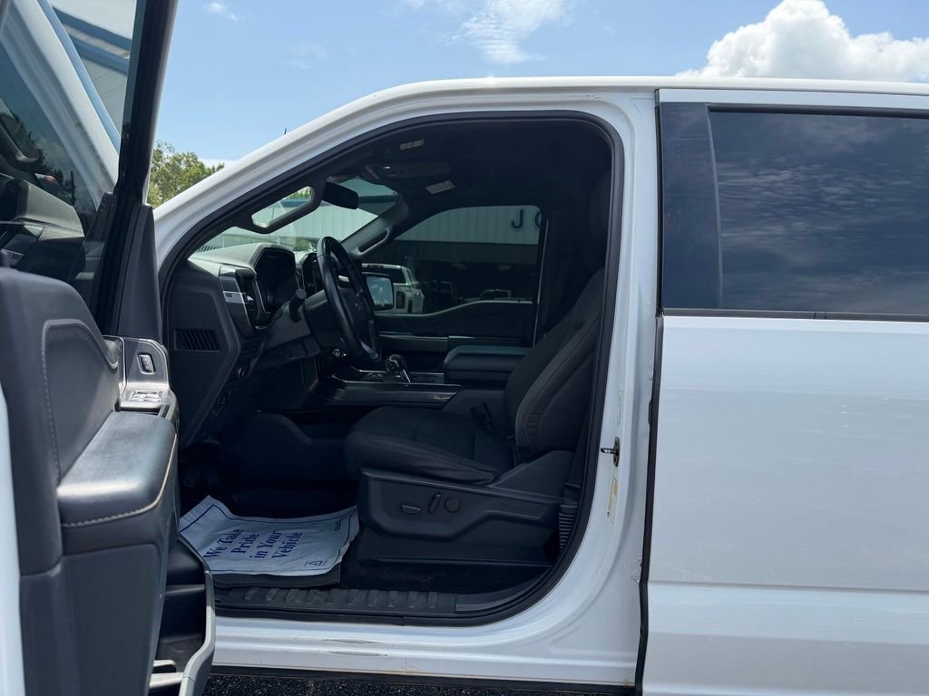 Used 2022 White Ford XLT image 3