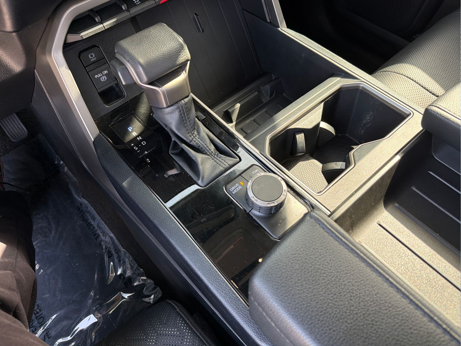 Used 2024 Ice Toyota SR5 image 26