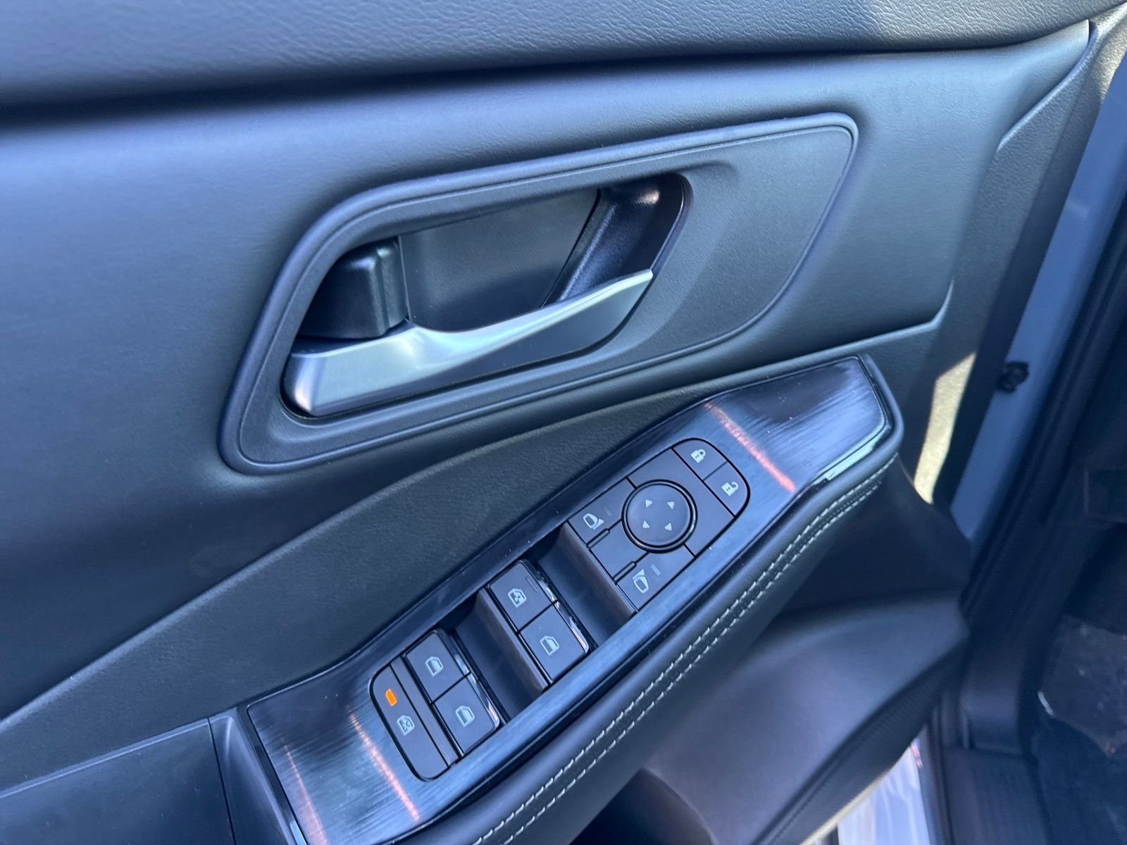 New 2026 Nissan Rogue SV 4D Sport Utility