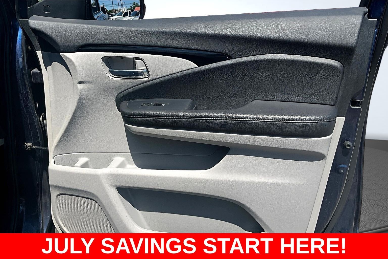 Used 2020  Honda Touring image 32