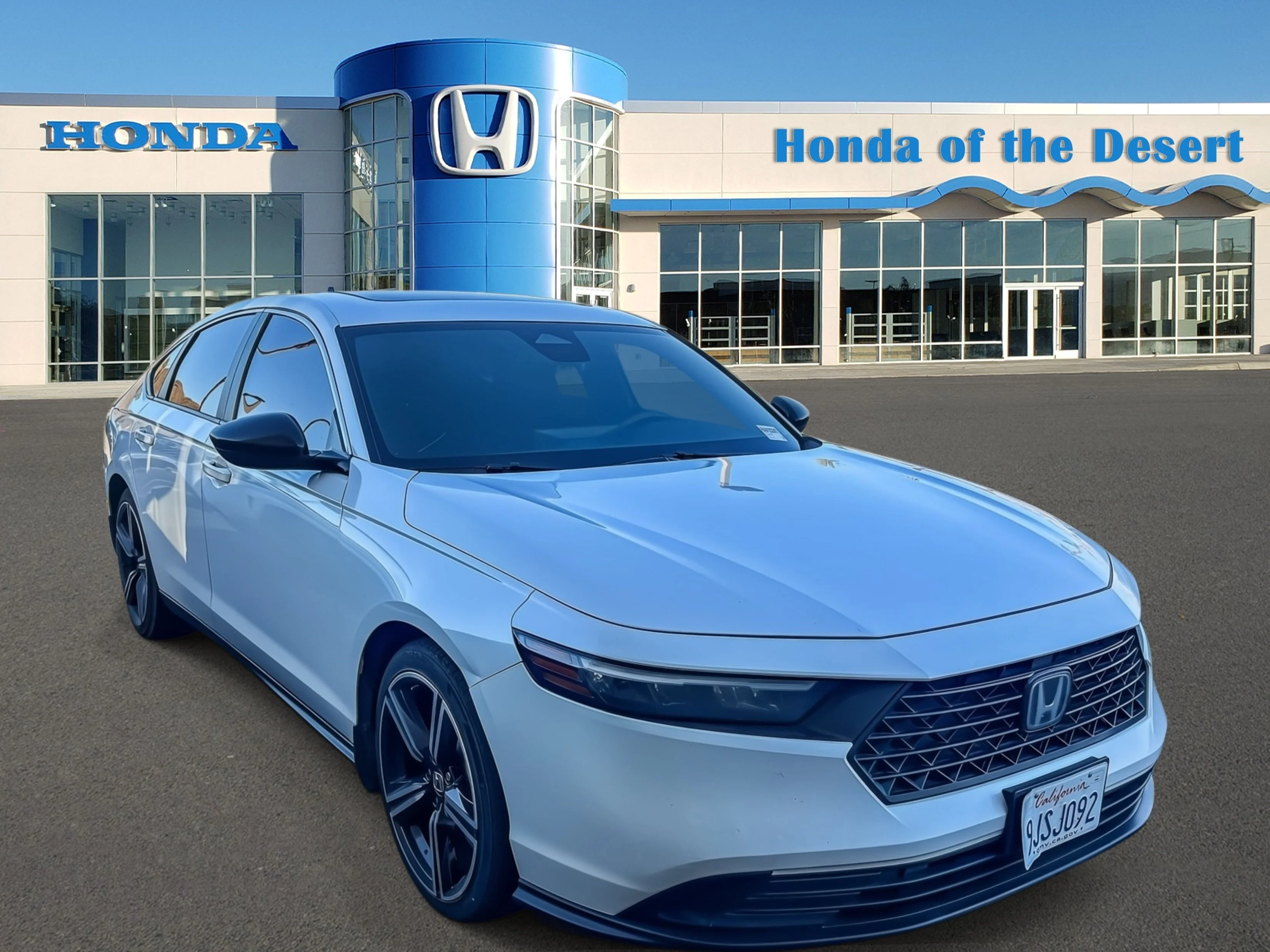 Used 2024 Platinum White Pearl Honda Sport image 1