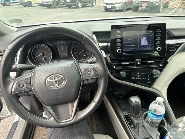 Used 2021 Silver Toyota SE image 5