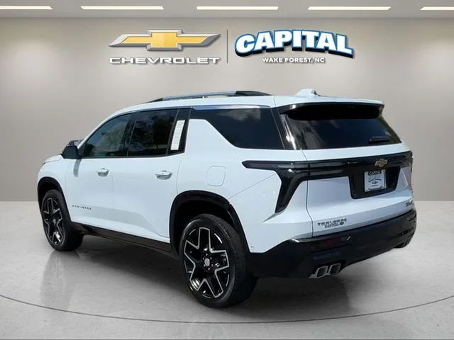 Used 2026 White Chevrolet High Country image 3