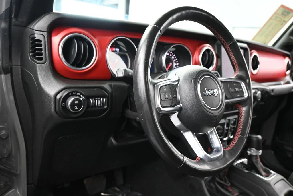 Used 2022 Sting-Gray Clearcoat Jeep Rubicon image 14