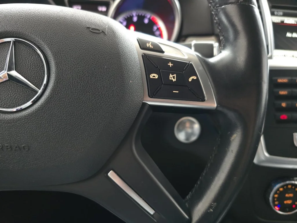 Used 2014  Mercedes-Benz GL 450 image 20