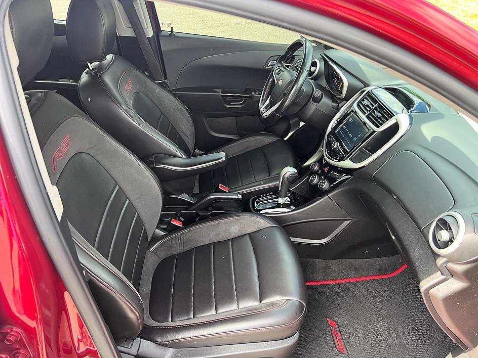 Used 2017 Cajun Red Tintcoat Chevrolet Premier image 17