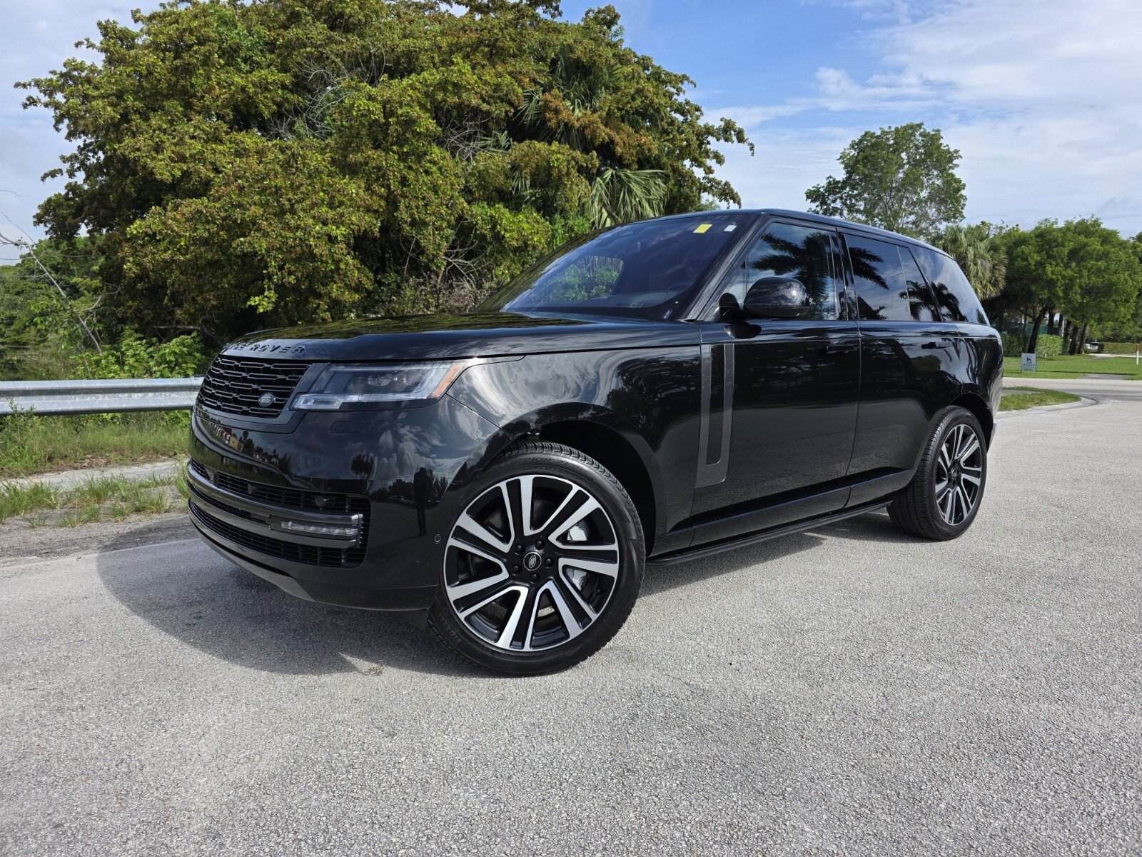 Certified Used 2023 Santorini Black Metallic Land Rover SE image 1