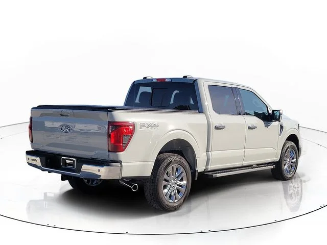 Used 2026 White Ford XLT image 5