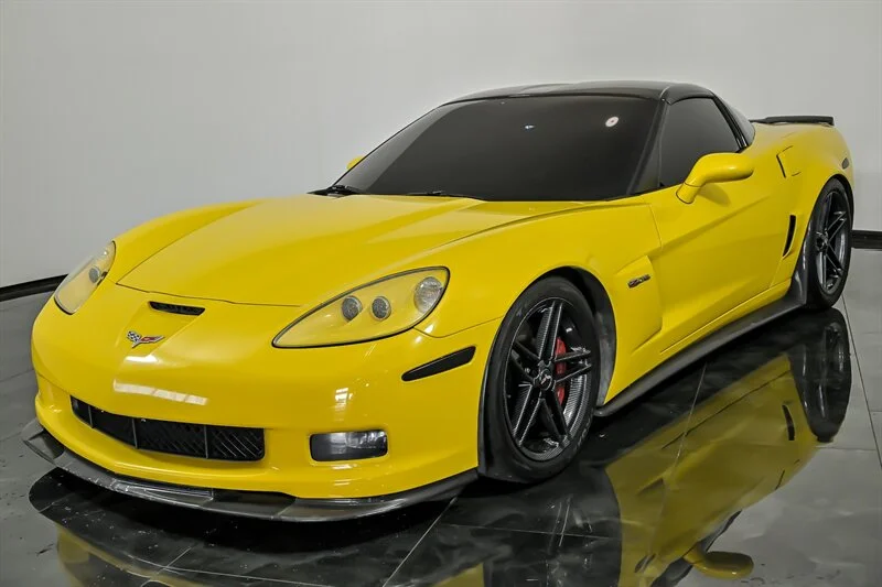 Used 2006 Velocity Yellow Tintcoat Chevrolet Z06 image 5