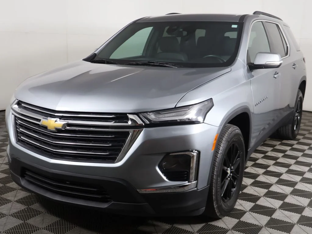 Used 2023 Gray Chevrolet LT image 9