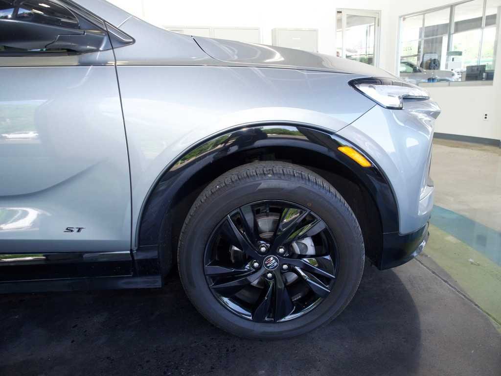 2025 Buick Encore GX Sport Touring - Photo 13