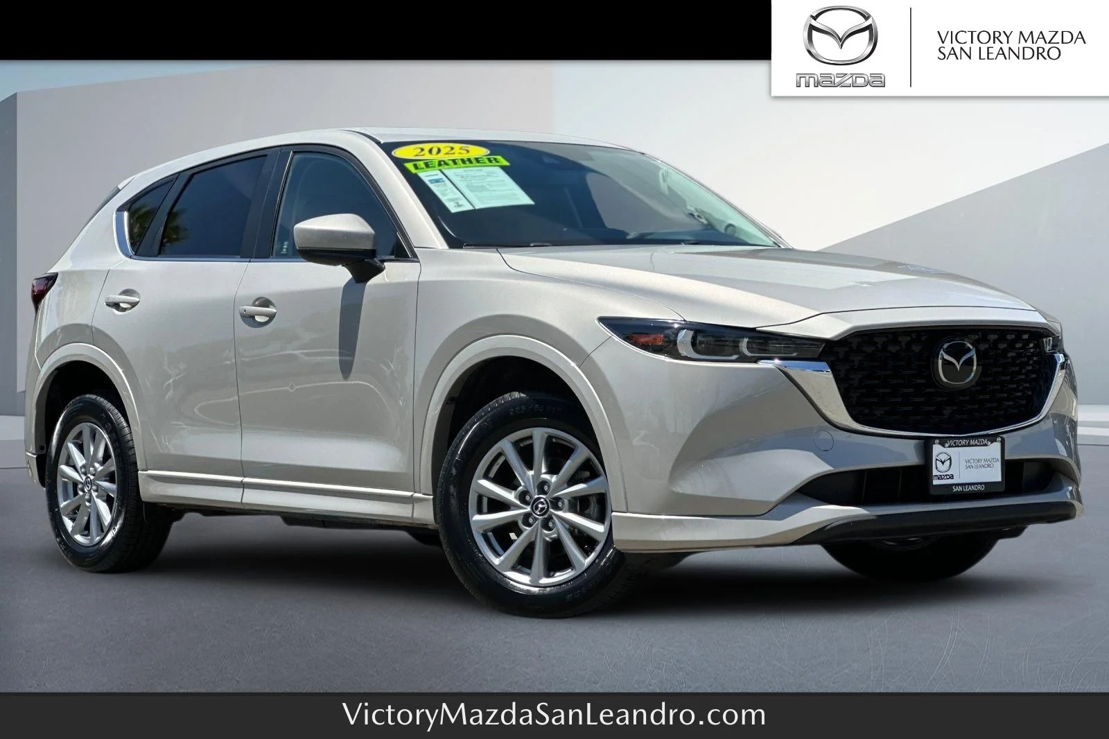 2025 Mazda CX-5 S Preferred package Auto AWD's photo