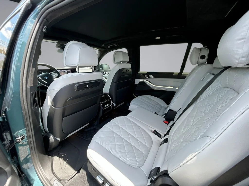 Certified Used 2025 Blue BMW xDrive40i image 35