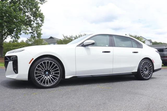 New 2026 BMW 7 Series 740i