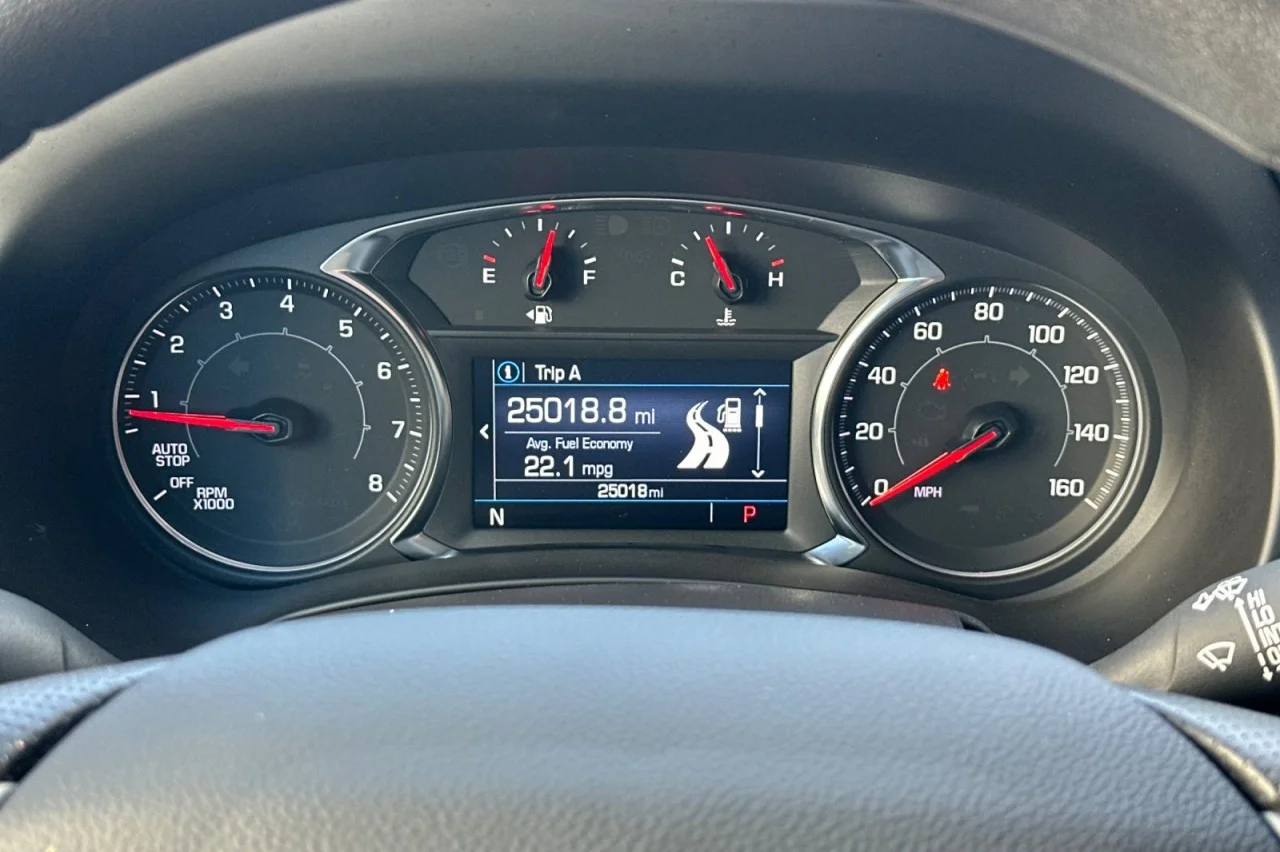 Used 2024 BLACK GMC SLE image 23