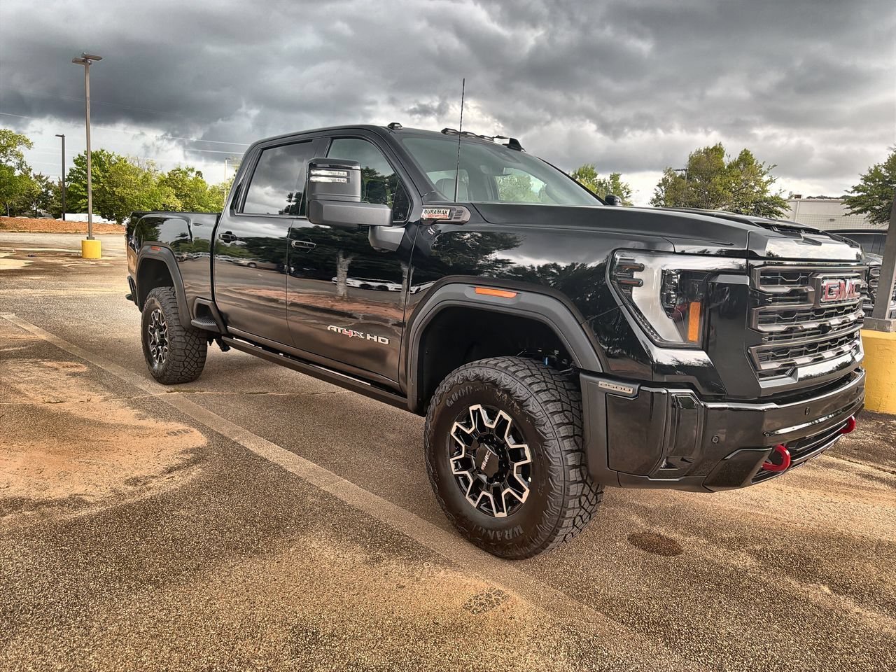 New 2026 Onyx Black GMC AT4X image 2