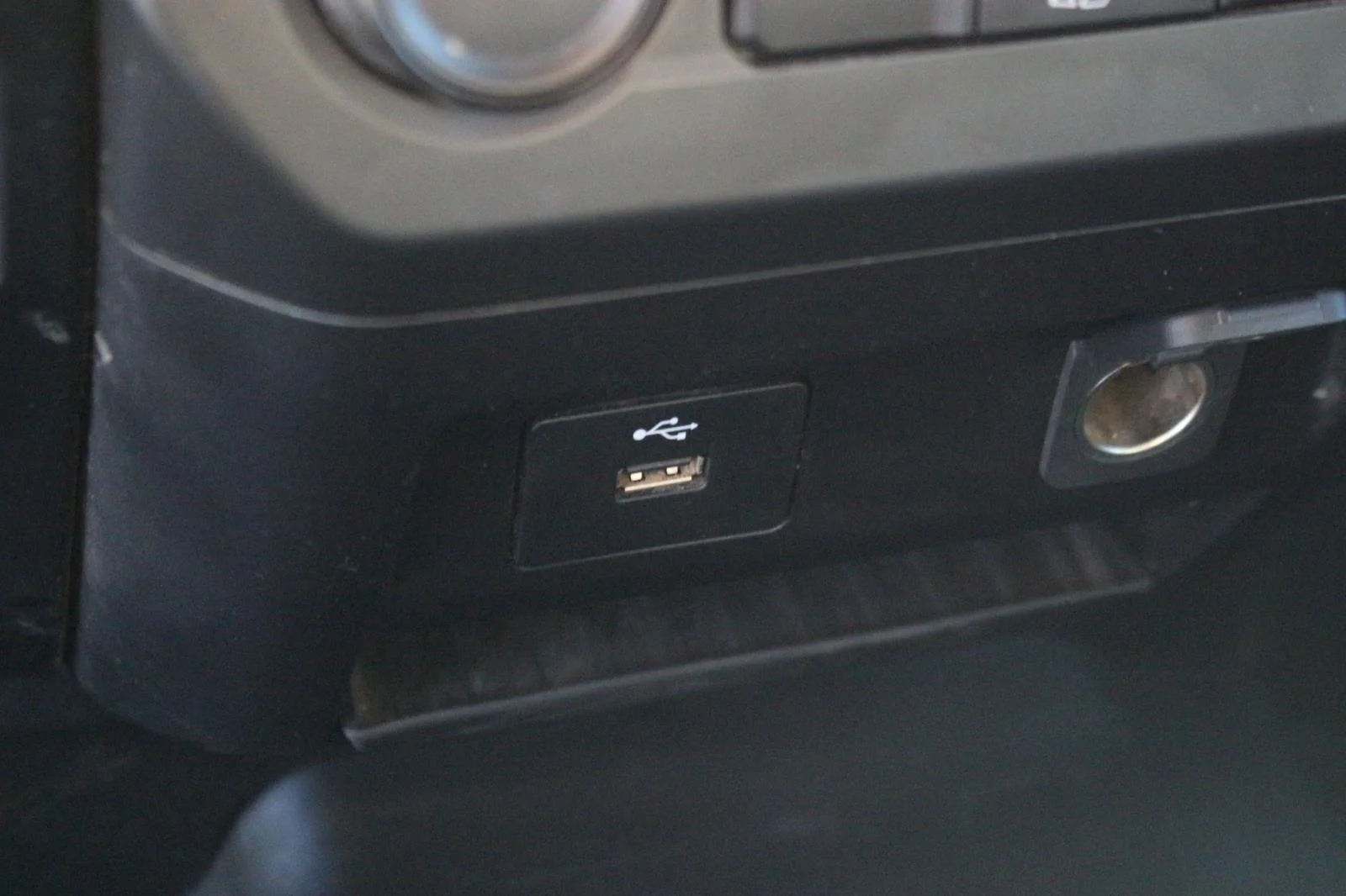 Used 2020 White Ford XL image 31