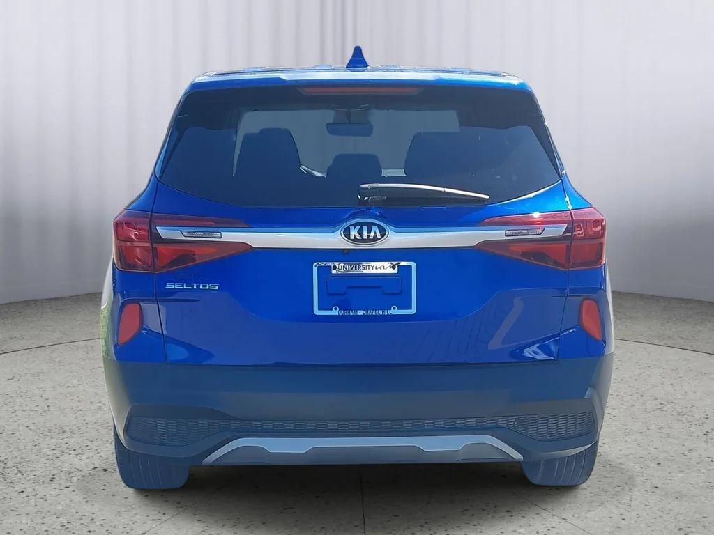 Used 2021 Blue Kia LX image 4