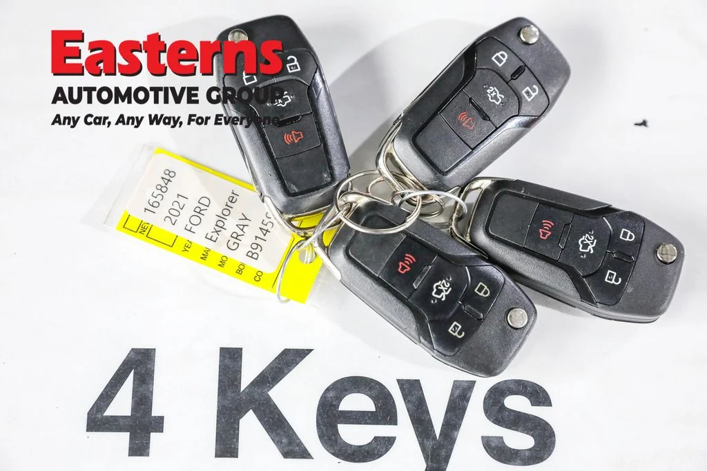 Used 2021 Gray Ford Base image 25