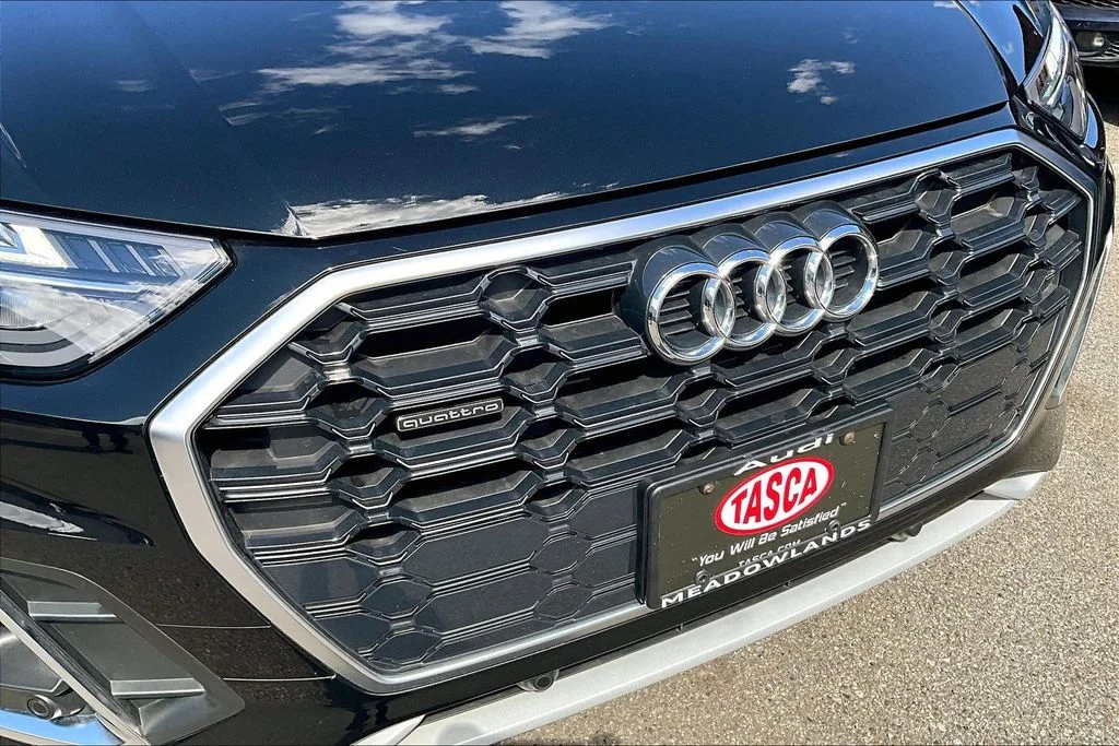 Used 2023 Black Audi 45 S line Premium image 32